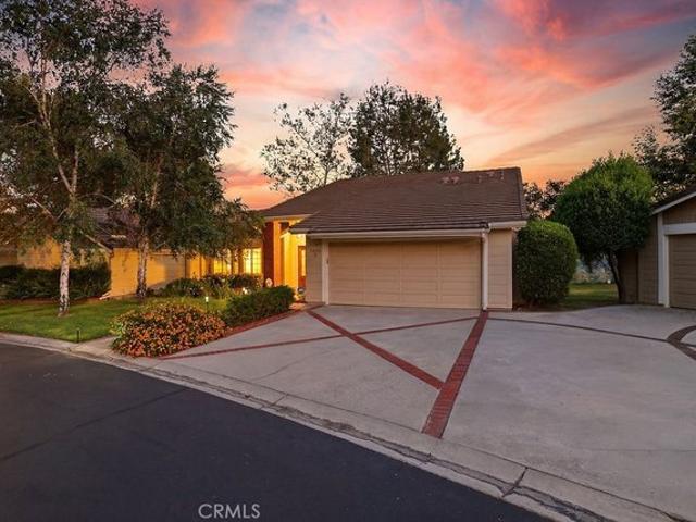 Townhouse for sale in Pasadena, California