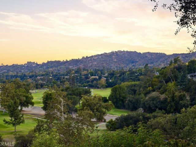 Townhouse for sale in Pasadena, California