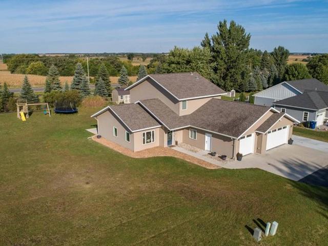 House for sale in Fergus Falls, Otter Tail County