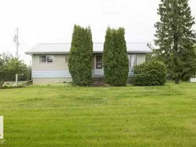 House for sale in Alberta