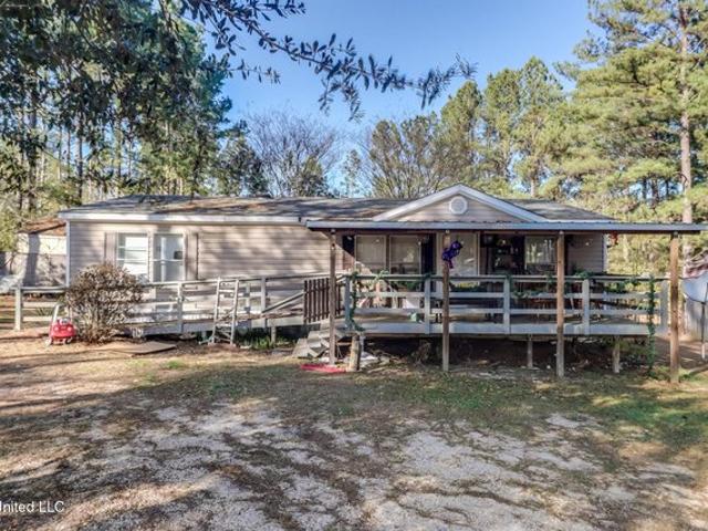 House for sale in Saucier, Mississippi