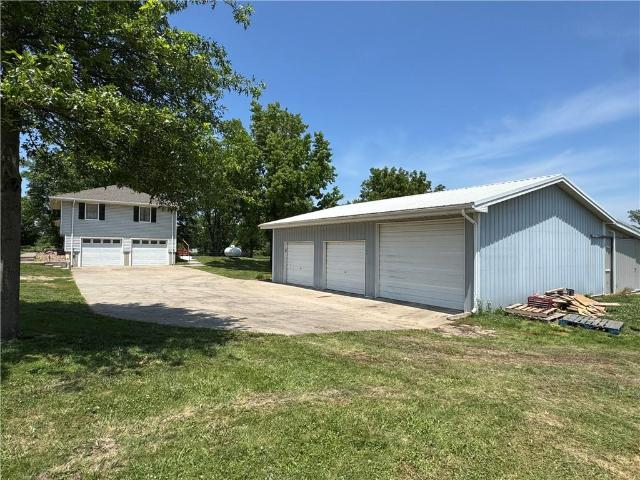 House for sale in Basehor