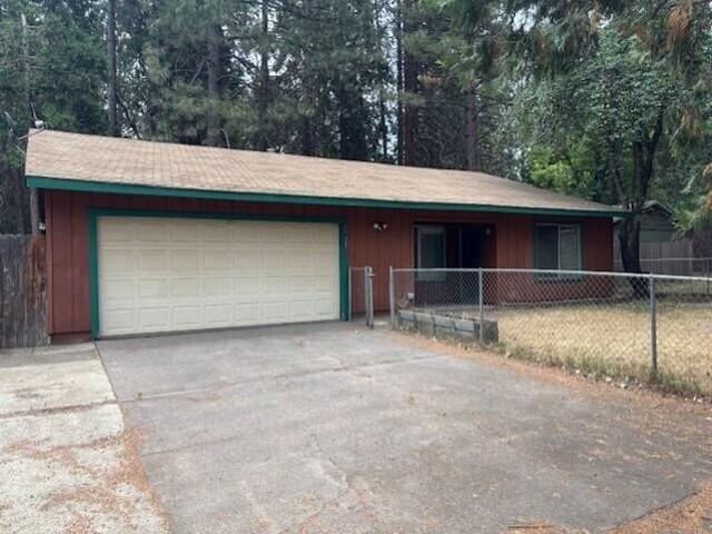 House for sale in Shasta, California