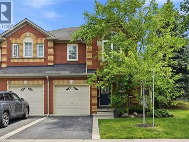 Townhouse for sale in Burlington, Ontario