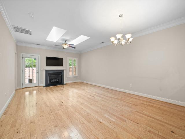 Townhouse for sale in Graham