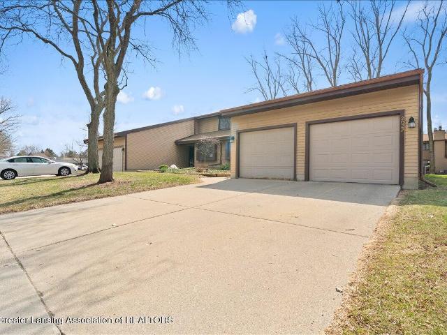Condo for sale in Lansing, Michigan