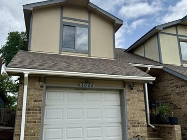 Condo for sale in Kansas