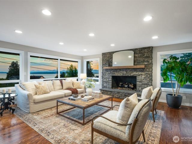 House for sale in Shoreline, Washington