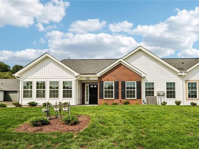 Condo for sale in Evans City, Pennsylvania