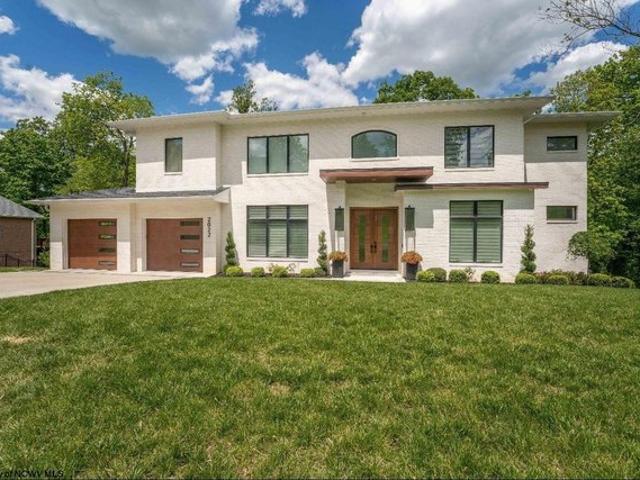 House for sale in Morgantown, West Virginia