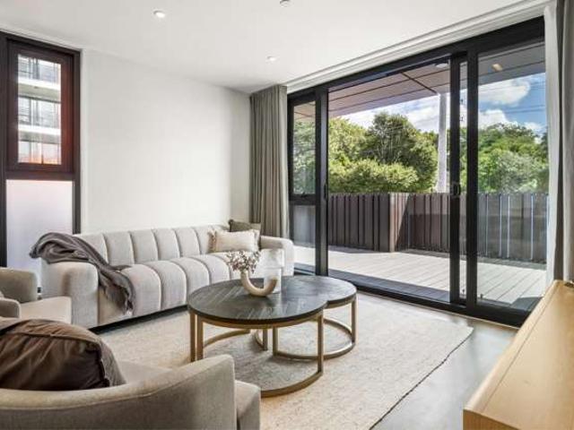 Apartment for sale in Wairau Valley