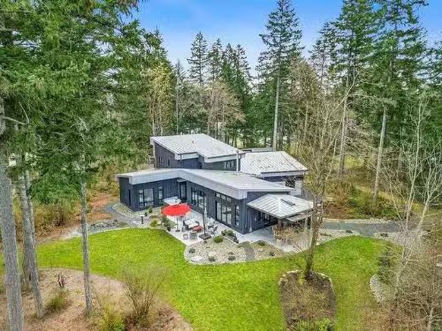 House for sale in British Columbia