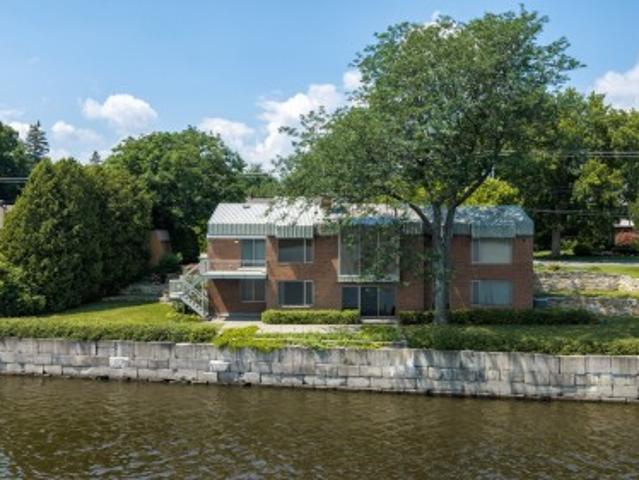 House for sale in Baie-D'Urfé, Montréal (région administrative)