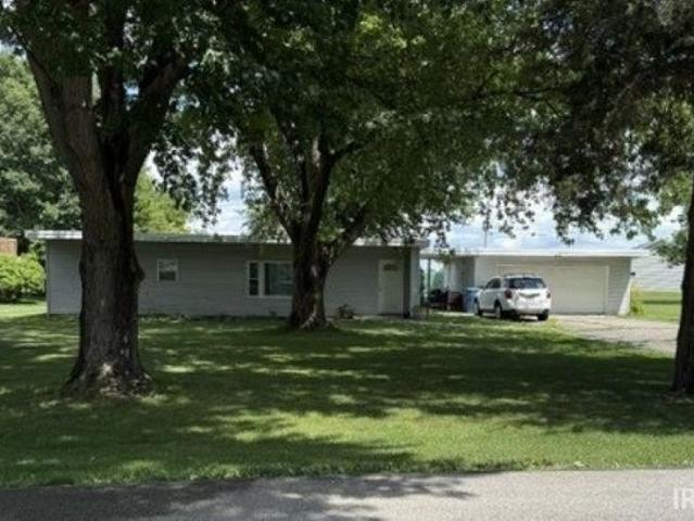 House for sale in Auburn, Indiana