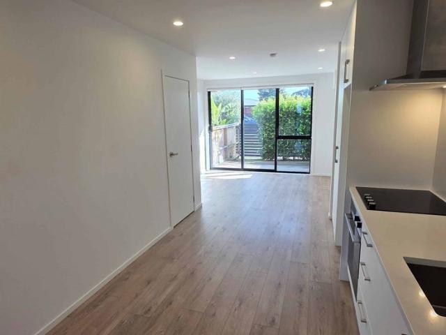 Townhouse for rent in Avondale, Oroua County