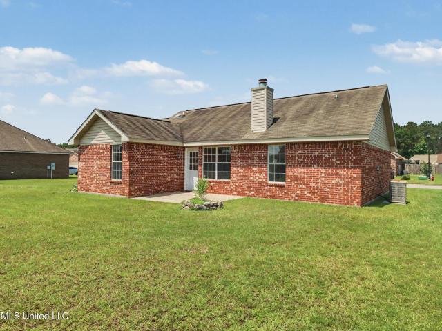 House for sale in Ocean Springs, Mississippi