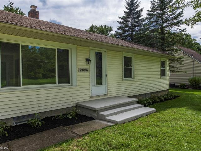 House for sale in Summit, Ohio