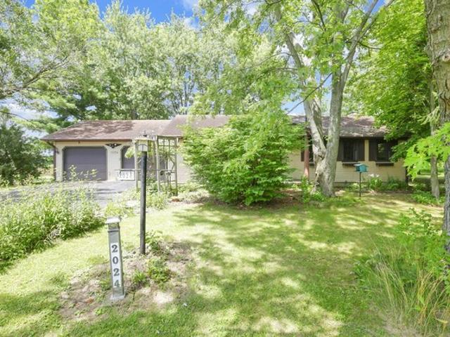 House for sale in Prospect, Ohio