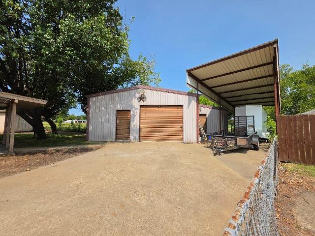 House for sale in Johnson, Texas