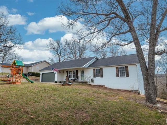 House for sale in Saint Robert, Missouri