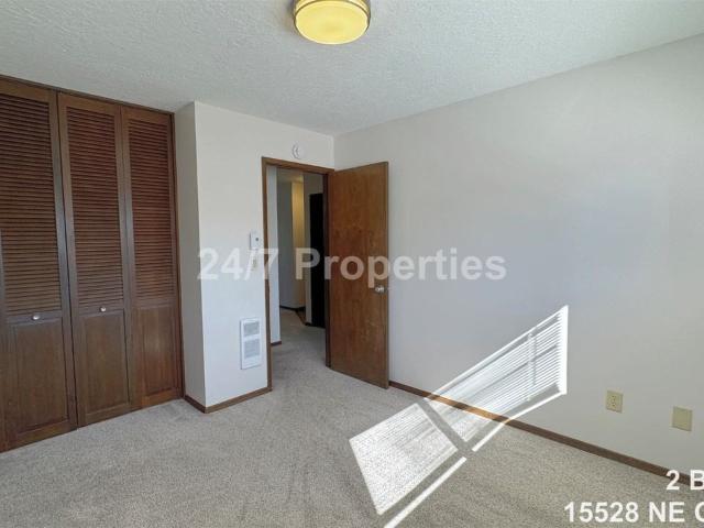 Apartment for rent in Glenfair, Portland