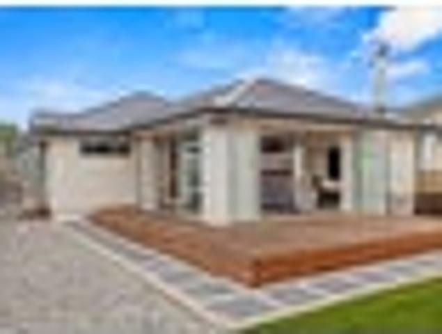 House for sale in Chaslands, Canterbury
