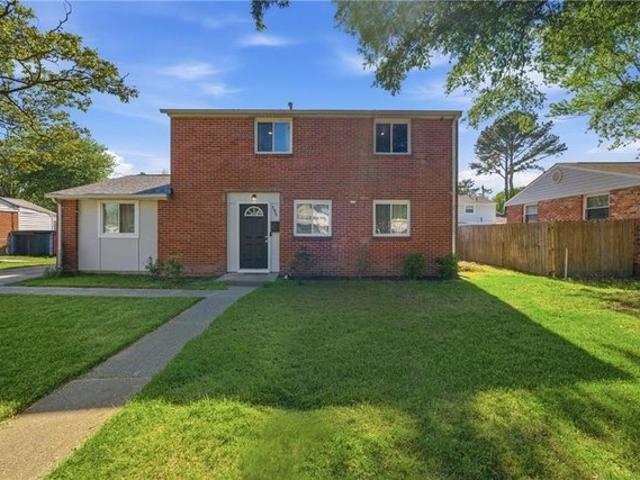 House for sale in Bloxoms Corner, Hampton
