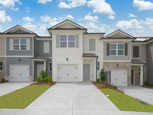 Townhouse for sale in Douglasville, Georgia