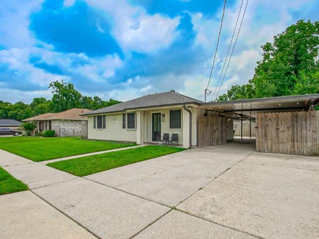 House for sale in Violet