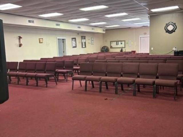 Commercial for sale in Gretna, Louisiana