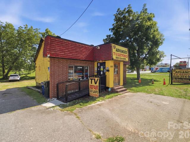 Commercial for sale in Catawba, North Carolina