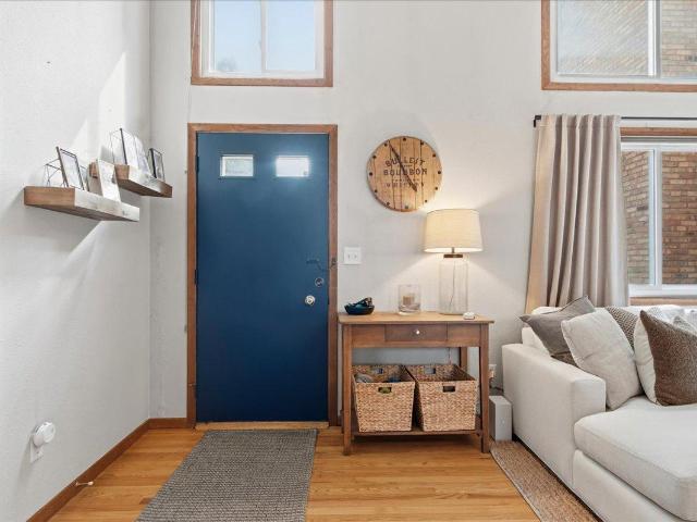 Townhouse for sale in Hennepin, Minnesota