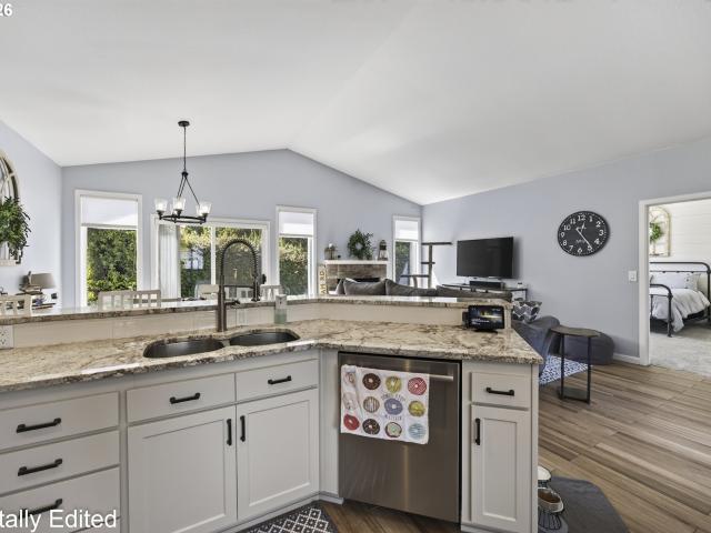 Townhouse for sale in Florence, Lane County