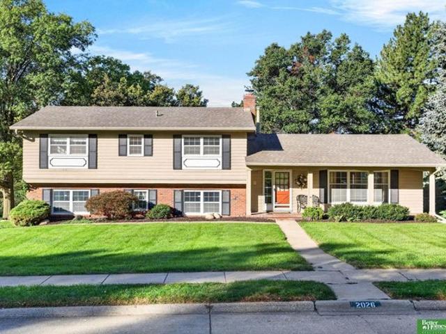 House for sale in Royal Wood Estates, Omaha