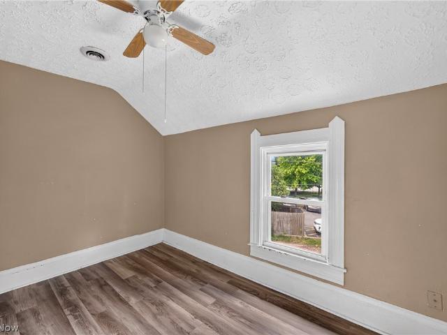 House for sale in Detroit - Shoreway, Cleveland