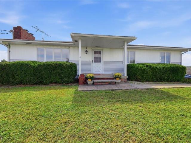 House for sale in Pleasanton, Linn County
