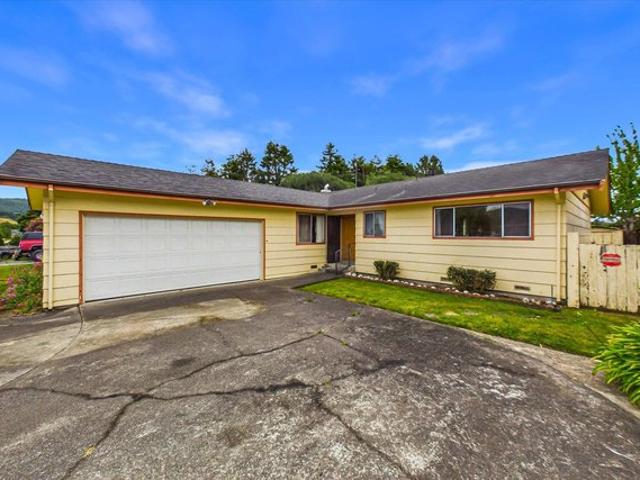 House for sale in Humboldt, California