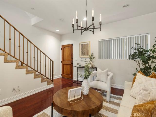 Townhouse for sale in Los Angeles Townhouse for sale in Los Angeles