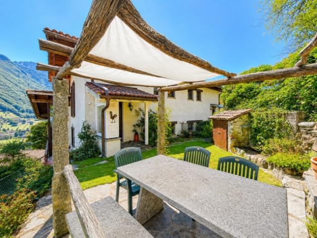 Einfamilienhaus kaufen in Arogno, Tessin