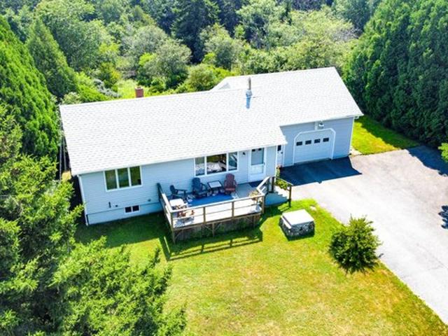 House for sale in Bailey Island, Maine