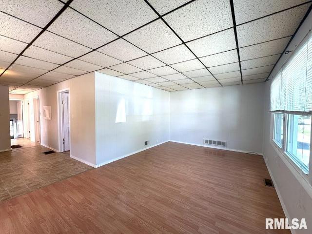 House for sale in Murphysboro, Illinois