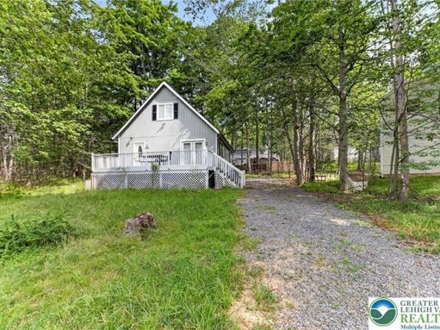 House for sale in Cresco, Pennsylvania