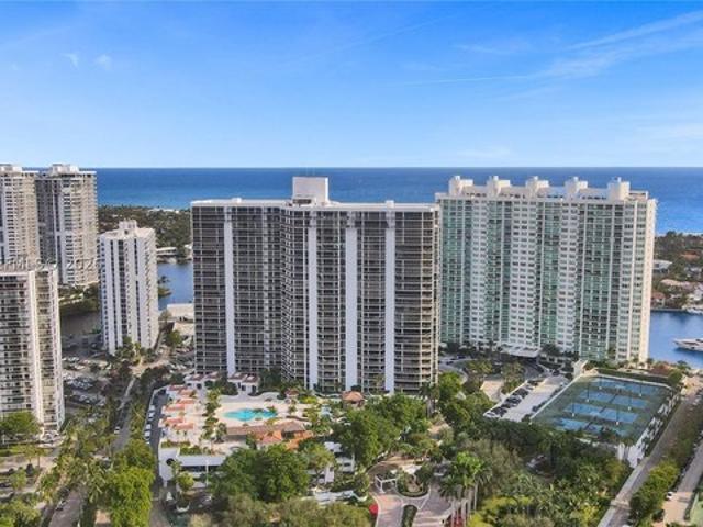 Condo for sale in Aventura, Florida