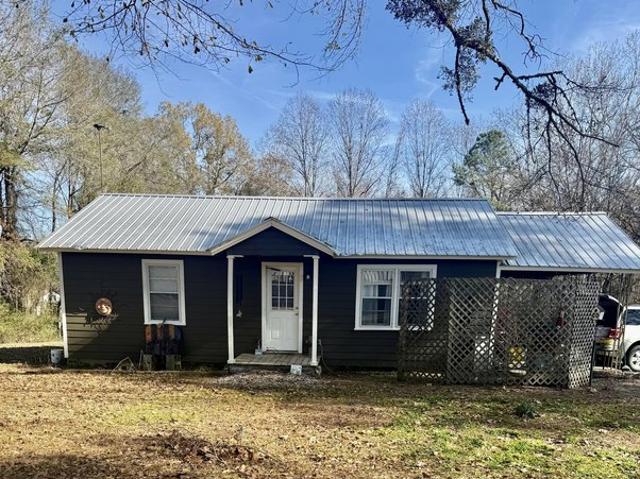 House for sale in Aberdeen, Mississippi