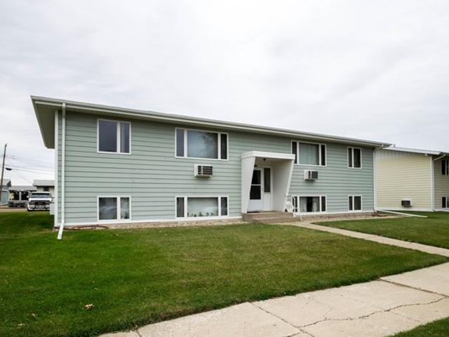 House for sale in Minot, Ward County