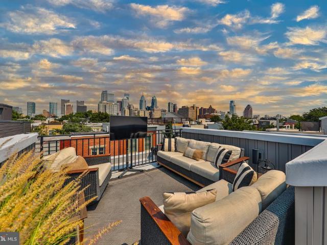 Townhouse for sale in South Philadelphia, Philadelphia