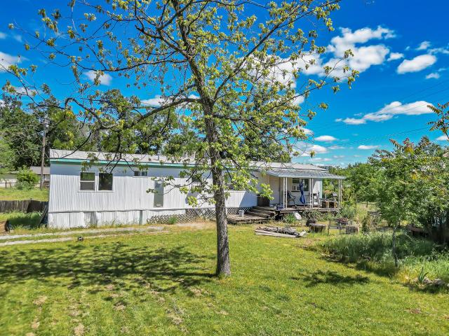 House for sale in Shasta, California