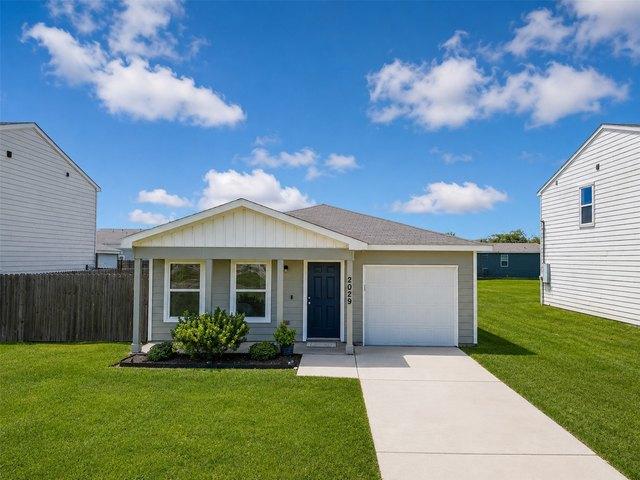 House for sale in Hempstead, Texas