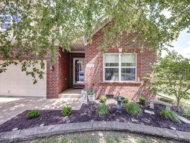 Condo for sale in La Grange, Kentucky