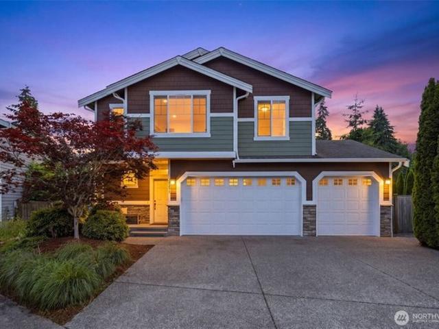 House for sale in Kenmore, King County